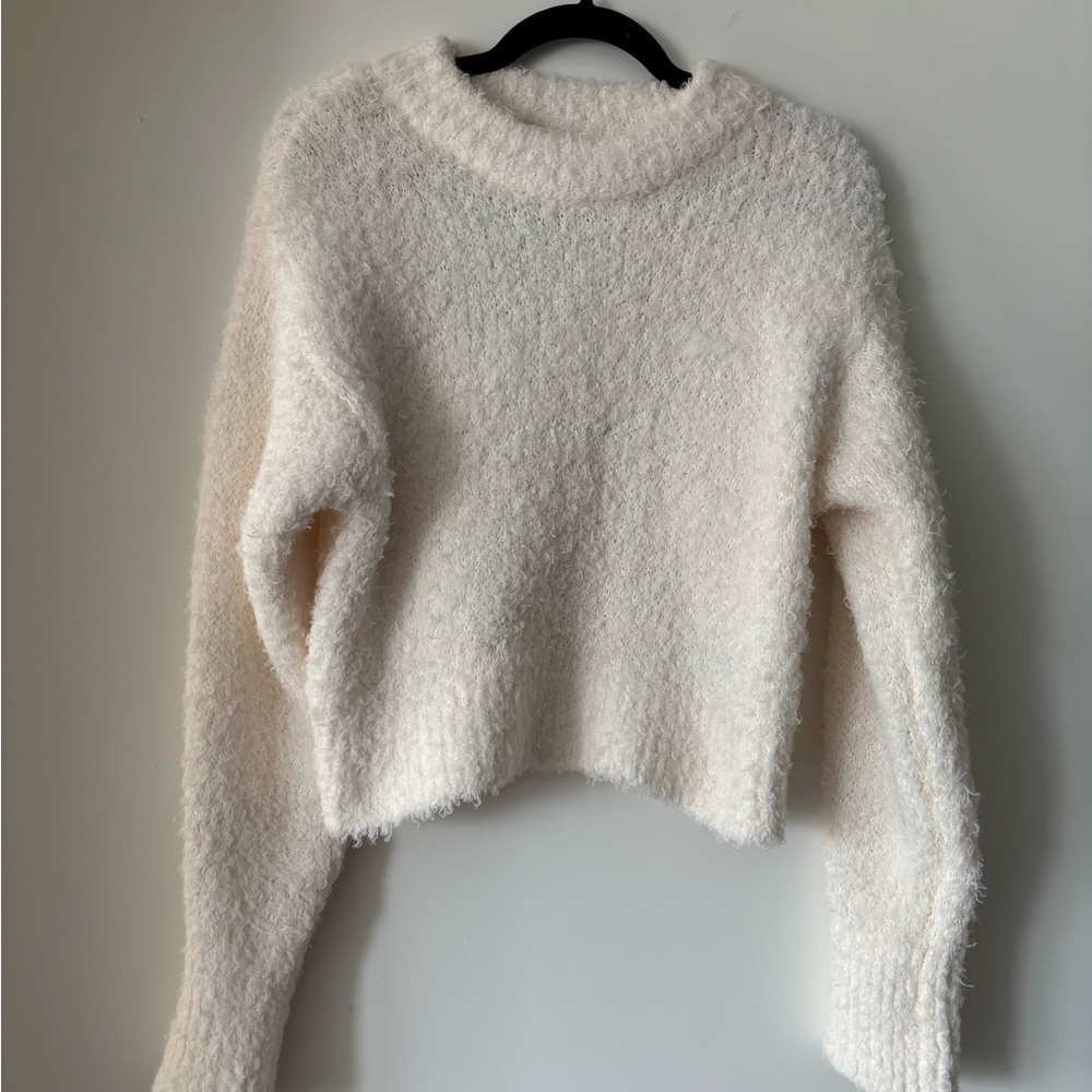 H&M Cream Fuzzy Crewneck Sweater in XS